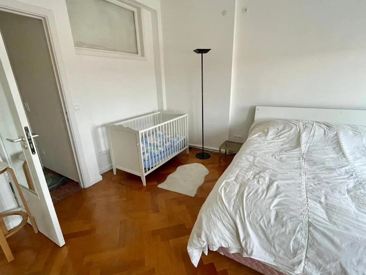 Apartamento Superbe Appartement Duplex Avec Jacuzzi Bruselas